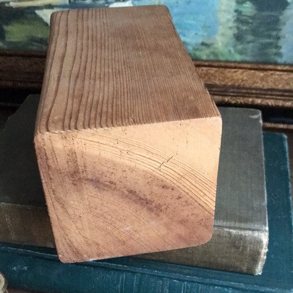 Primitive Wood Heart Trinket Box - Picture 6 of 11